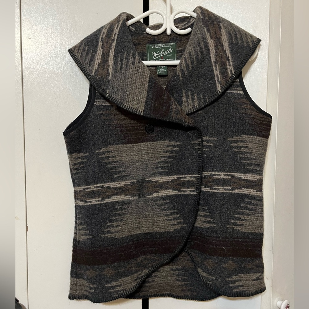 Vintage Woolrich woman’s wool sleeveless Charcoal heather stripe cab size L